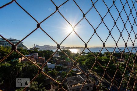 Apartamento à venda com 239m², 4 quartos e 2 vagas Apartamento à venda com 239m², 4 quartos e 2 vagasVista do Segundo andar