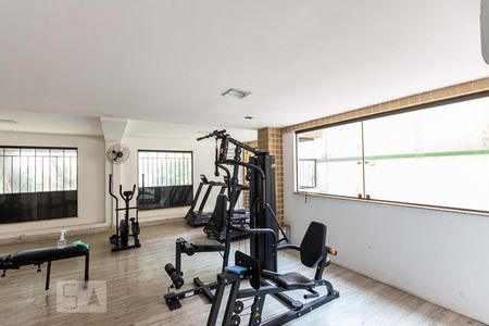 Apartamento à venda com 239m², 4 quartos e 2 vagas Apartamento à venda com 239m², 4 quartos e 2 vagasÁrea comum - Academia