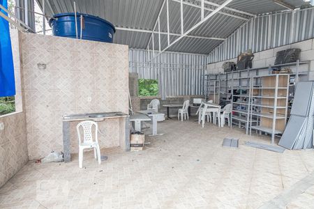 Casa para alugar com 450m², 4 quartos e 2 vagas Casa para alugar com 450m², 4 quartos e 2 vagasTerraço