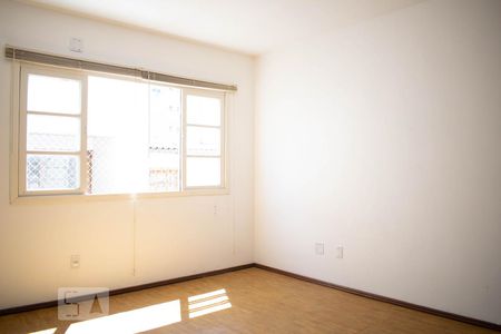 Dormitório de kitnet/studio para alugar com 1 quarto, 35m² em Jardim Botânico, Porto Alegre