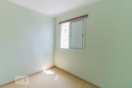 Quarto 1 de apartamento para alugar com 2 quartos, 50m² em Parque Paineiras, São Paulo