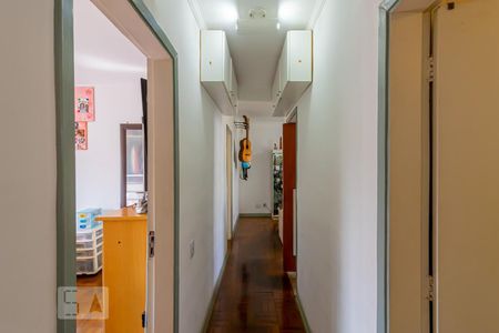 Corredor  de apartamento à venda com 3 quartos, 90m² em Aclimação, São Paulo