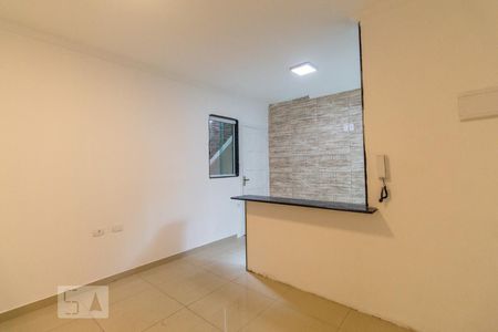 Sala de casa para alugar com 2 quartos, 89m² em Vila Fatima, São Paulo