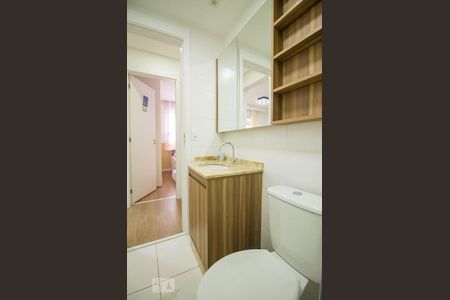 Banheiro de apartamento à venda com 2 quartos, 62m² em Jardim Santa Cruz (sacomã), São Paulo