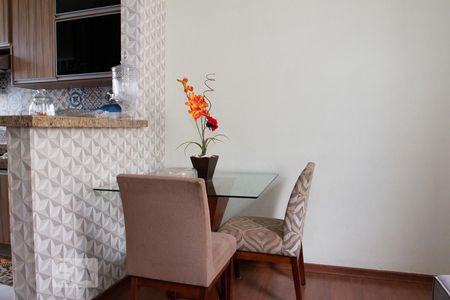 Sala de apartamento para alugar com 3 quartos, 63m² em Gávea, Uberlândia