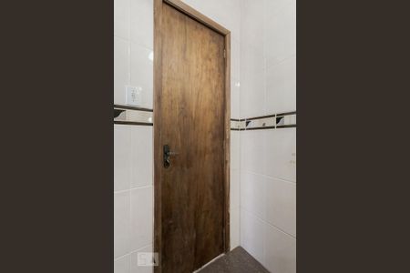 Lavabo de casa à venda com 4 quartos, 400m² em Bom Jesus, Porto Alegre