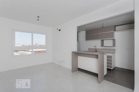Sala de apartamento à venda com 2 quartos, 64m² em Navegantes, Porto Alegre