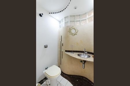 Lavabo de apartamento para alugar com 3 quartos, 185m² em Boqueirão, Santos