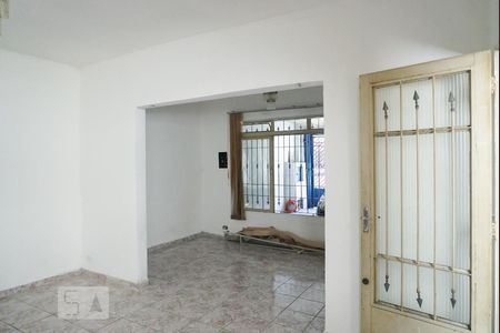 Sala de Estar de casa à venda com 3 quartos, 170m² em Vila Domitila, São Paulo