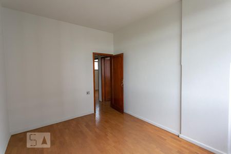 Quarto 1 de apartamento para alugar com 3 quartos, 120m² em Boa Viagem, Belo Horizonte