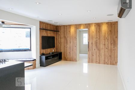 Sala de casa de condomínio para alugar com 1 quarto, 68m² em Pinheiros, São Paulo