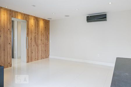 Sala de casa de condomínio para alugar com 1 quarto, 68m² em Pinheiros, São Paulo