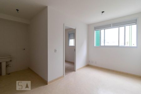 Sala de apartamento para alugar com 2 quartos, 33m² em Vila Palmeiras, São Paulo