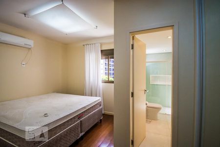 Suíte 1 de apartamento à venda com 4 quartos, 170m² em Centro, Campinas