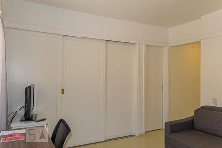 Sala de apartamento à venda com 1 quarto, 32m² em Itaim Bibi, São Paulo