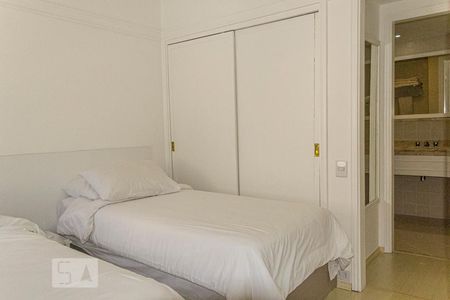 Quarto de apartamento à venda com 1 quarto, 32m² em Itaim Bibi, São Paulo