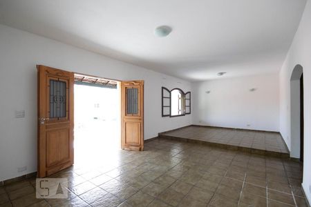 Sala de casa para alugar com 3 quartos, 240m² em Vila Campesina, Osasco