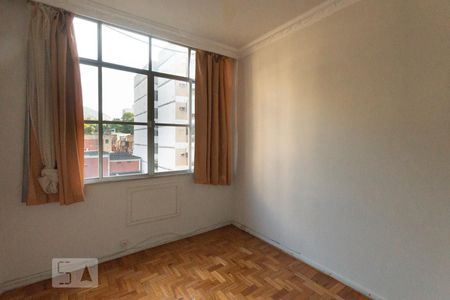 Quarto 1 de apartamento para alugar com 2 quartos, 90m² em Tijuca, Rio de Janeiro