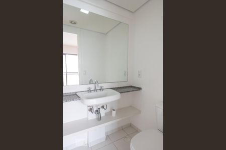 Lavabo de apartamento para alugar com 1 quarto, 56m² em Sumaré, São Paulo