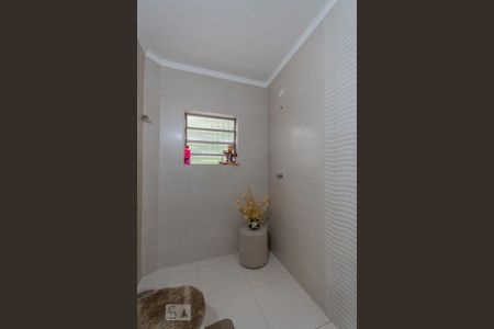 Casa à venda com 300m², 3 quartos e 3 vagas Casa à venda com 300m², 3 quartos e 3 vagasBanheiro 2