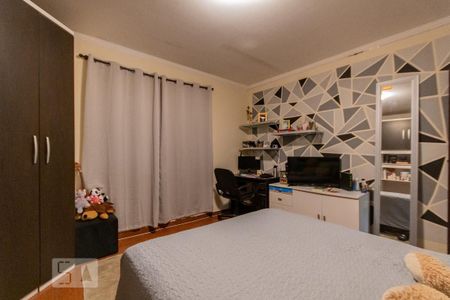 Casa à venda com 300m², 3 quartos e 3 vagas Casa à venda com 300m², 3 quartos e 3 vagasQuarto 3