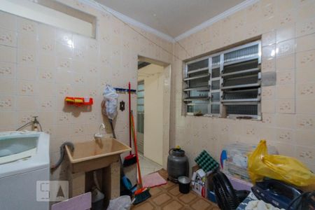 Casa à venda com 300m², 3 quartos e 3 vagas Casa à venda com 300m², 3 quartos e 3 vagasÁrea de Serviço