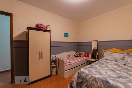 Casa à venda com 300m², 3 quartos e 3 vagas Casa à venda com 300m², 3 quartos e 3 vagasQuarto 2