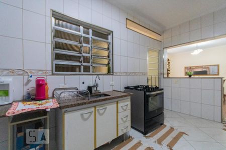 Casa à venda com 300m², 3 quartos e 3 vagas Casa à venda com 300m², 3 quartos e 3 vagasCozinha