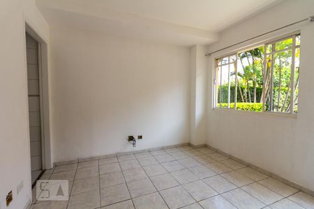 Sala de casa para alugar com 3 quartos, 95m² em Jardim Gilda Maria, São Paulo