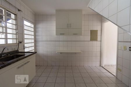 Casa para alugar com 95m², 3 quartos e 2 vagas Casa para alugar com 95m², 3 quartos e 2 vagasCozinha