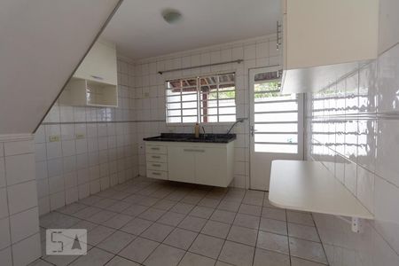 Casa para alugar com 95m², 3 quartos e 2 vagas Casa para alugar com 95m², 3 quartos e 2 vagasCozinha