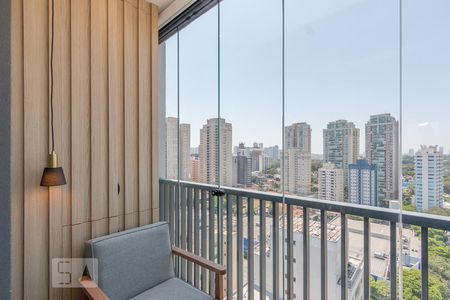 Varanda de kitnet/studio para alugar com 1 quarto, 22m² em Jardim das Acácias, São Paulo