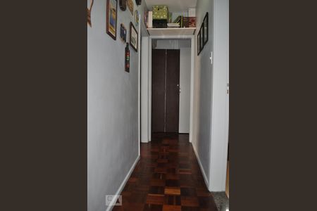 Corredor de apartamento para alugar com 3 quartos, 78m² em Aclimação, São Paulo