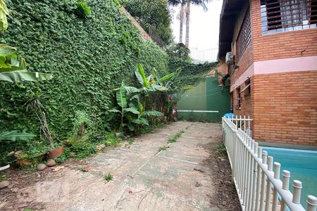 Casa para alugar com 400m², 4 quartos e 2 vagas Casa para alugar com 400m², 4 quartos e 2 vagasPátio