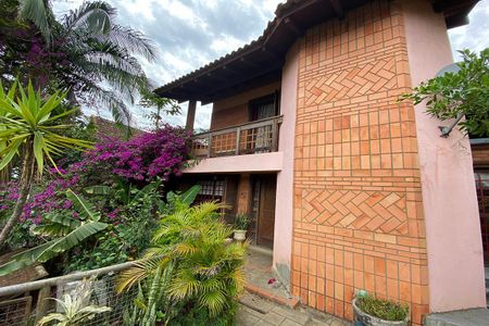 Casa para alugar com 400m², 4 quartos e 2 vagas Casa para alugar com 400m², 4 quartos e 2 vagasPátio