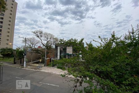 Casa para alugar com 400m², 4 quartos e 2 vagas