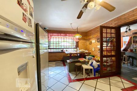 Casa para alugar com 400m², 4 quartos e 2 vagas Casa para alugar com 400m², 4 quartos e 2 vagasCozinha