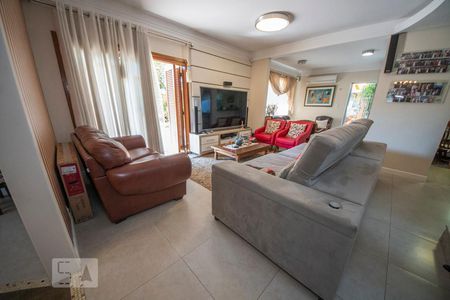 Casa à venda com 680m², 3 quartos e 2 vagasSala de Estar