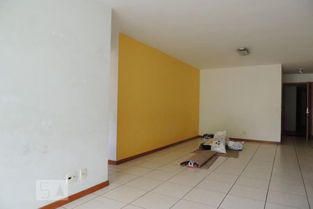 ala de apartamento para alugar com 4 quartos, 128m² em Freguesia de Jacarepaguá, Rio de Janeiro