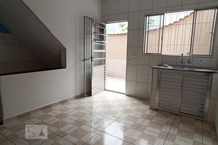 Casa para alugar com 1 quarto, 48m² em Jardim Paraguaçu, São Paulo