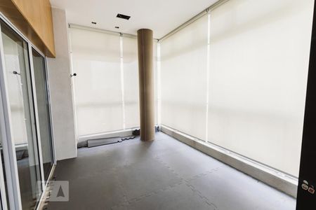 Varanda 2 de apartamento para alugar com 3 quartos, 236m² em Perdizes, São Paulo