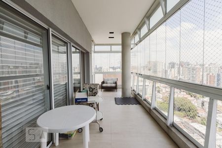 Varanda 1 de apartamento para alugar com 3 quartos, 236m² em Perdizes, São Paulo