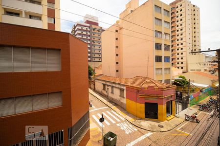 Vista da Suíte de kitnet/studio à venda com 1 quarto, 60m² em Centro, Campinas