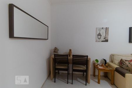 Salas de kitnet/studio à venda com 1 quarto, 60m² em Centro, Campinas