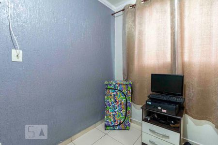 Closet de apartamento para alugar com 3 quartos, 58m² em Conjunto Residencial José Bonifácio, São Paulo