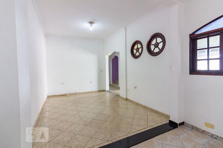 Sala de casa para alugar com 2 quartos, 130m² em Santa Maria, Osasco
