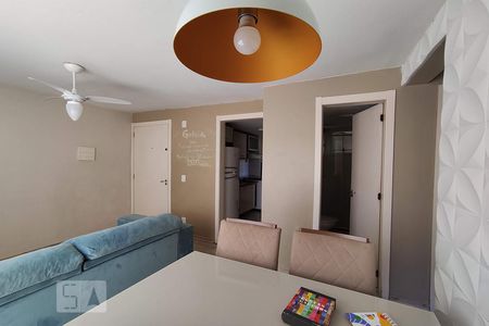 Sala de apartamento para alugar com 2 quartos, 47m² em Mato Grande, Canoas