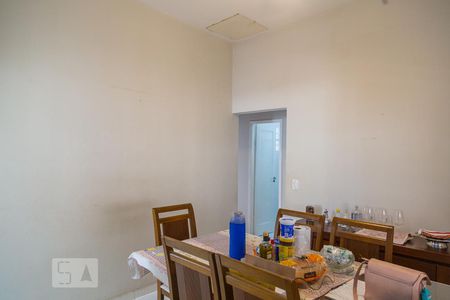 Sala 2 de casa à venda com 3 quartos, 166m² em Santa Efigênia, Belo Horizonte