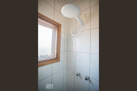 Casa à venda com 190m², 4 quartos e 4 vagas Casa à venda com 190m², 4 quartos e 4 vagasBanheiro Suíte 3 - Chuveiro