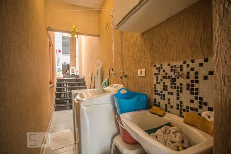 Casa à venda com 190m², 4 quartos e 4 vagas Casa à venda com 190m², 4 quartos e 4 vagasÁrea de Serviço